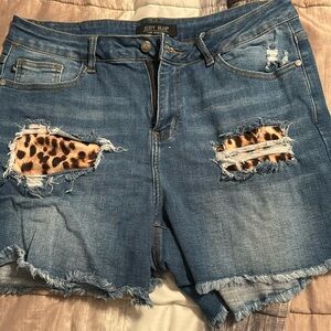 Judy Blue shorts size 1XL